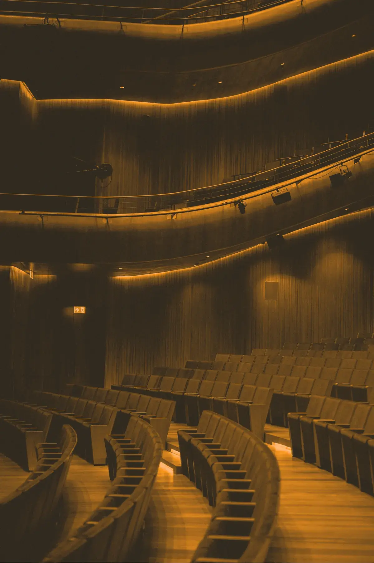 Theatre fly system and stage rigging
